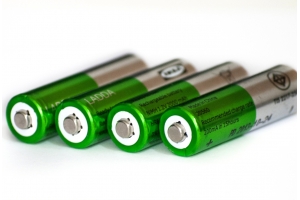 國際物流運(yùn)輸純電池貨物用什么渠道？